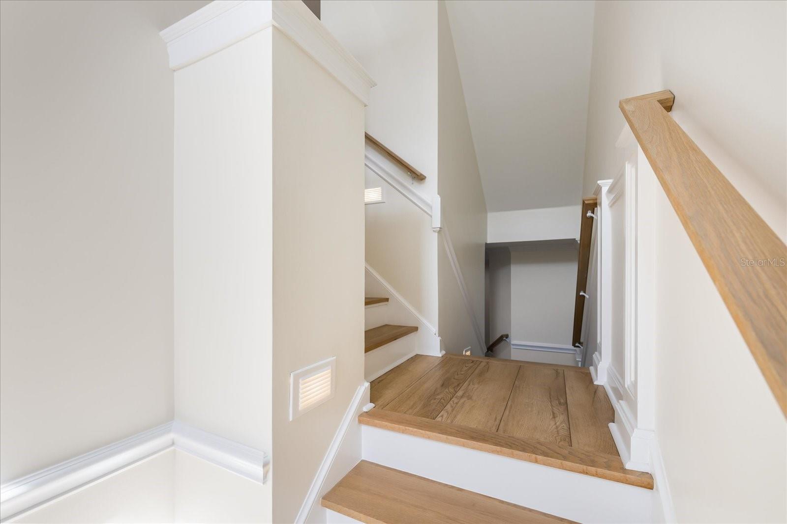 Image 4 of 50 For 1476 Harbour Walk Road