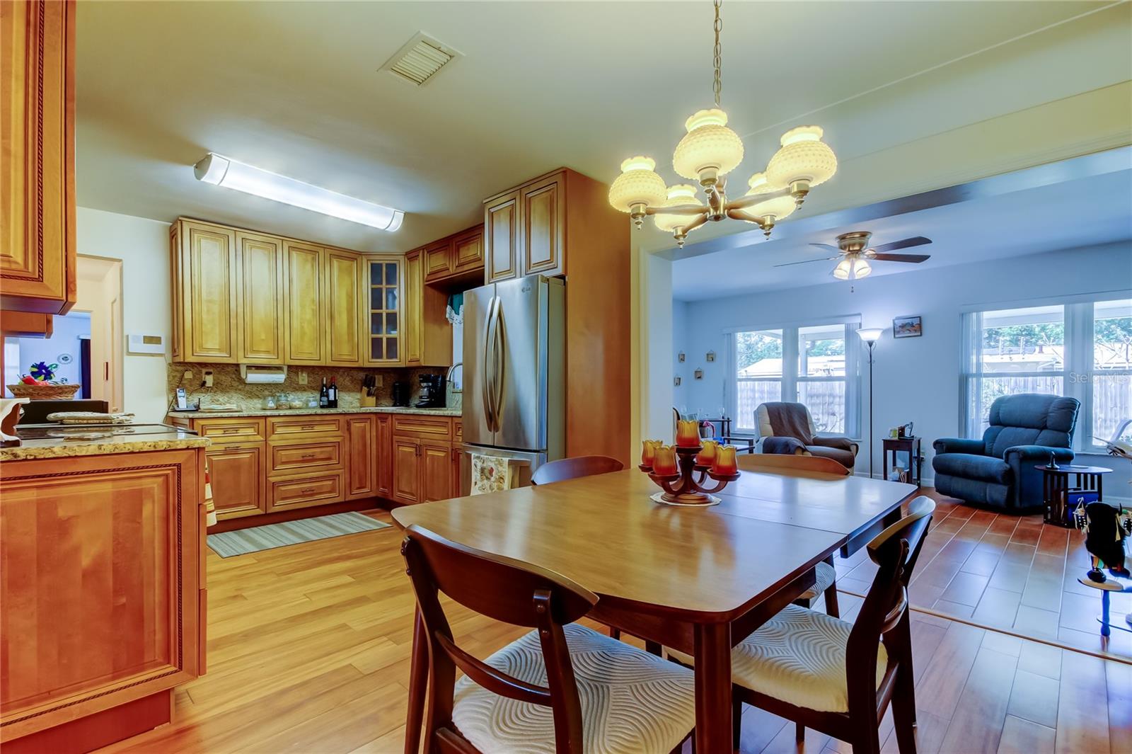 Image 10 of 41 For 2800 54th Street N