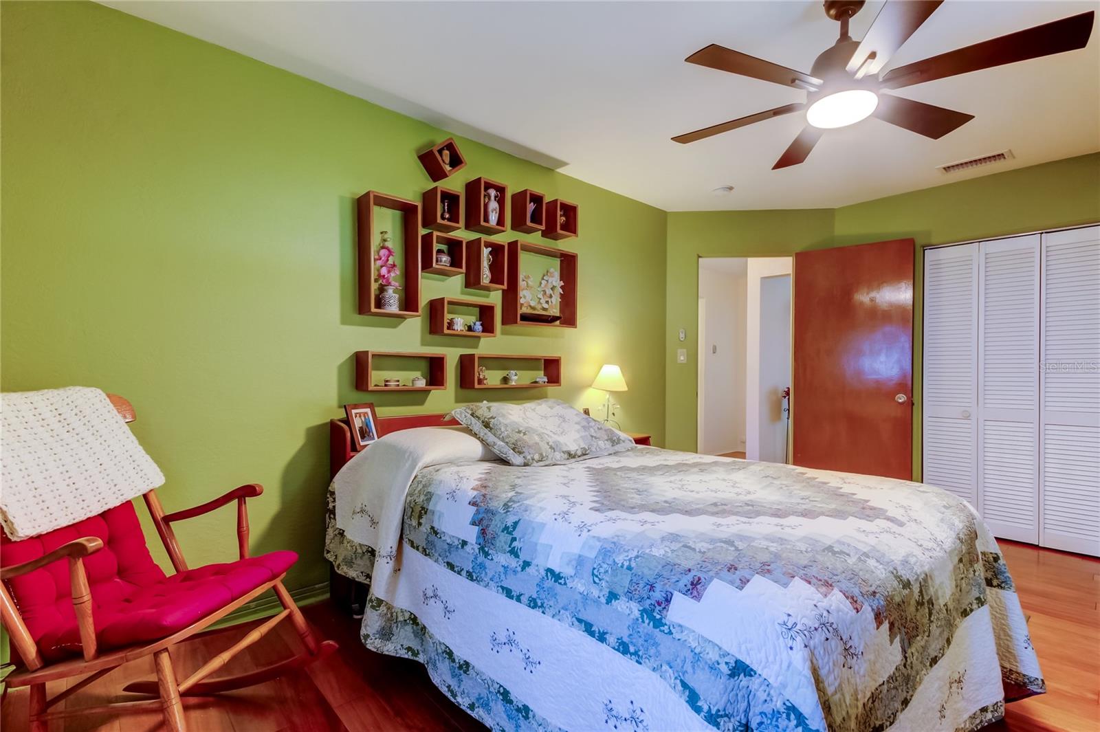 Image 22 of 41 For 2800 54th Street N