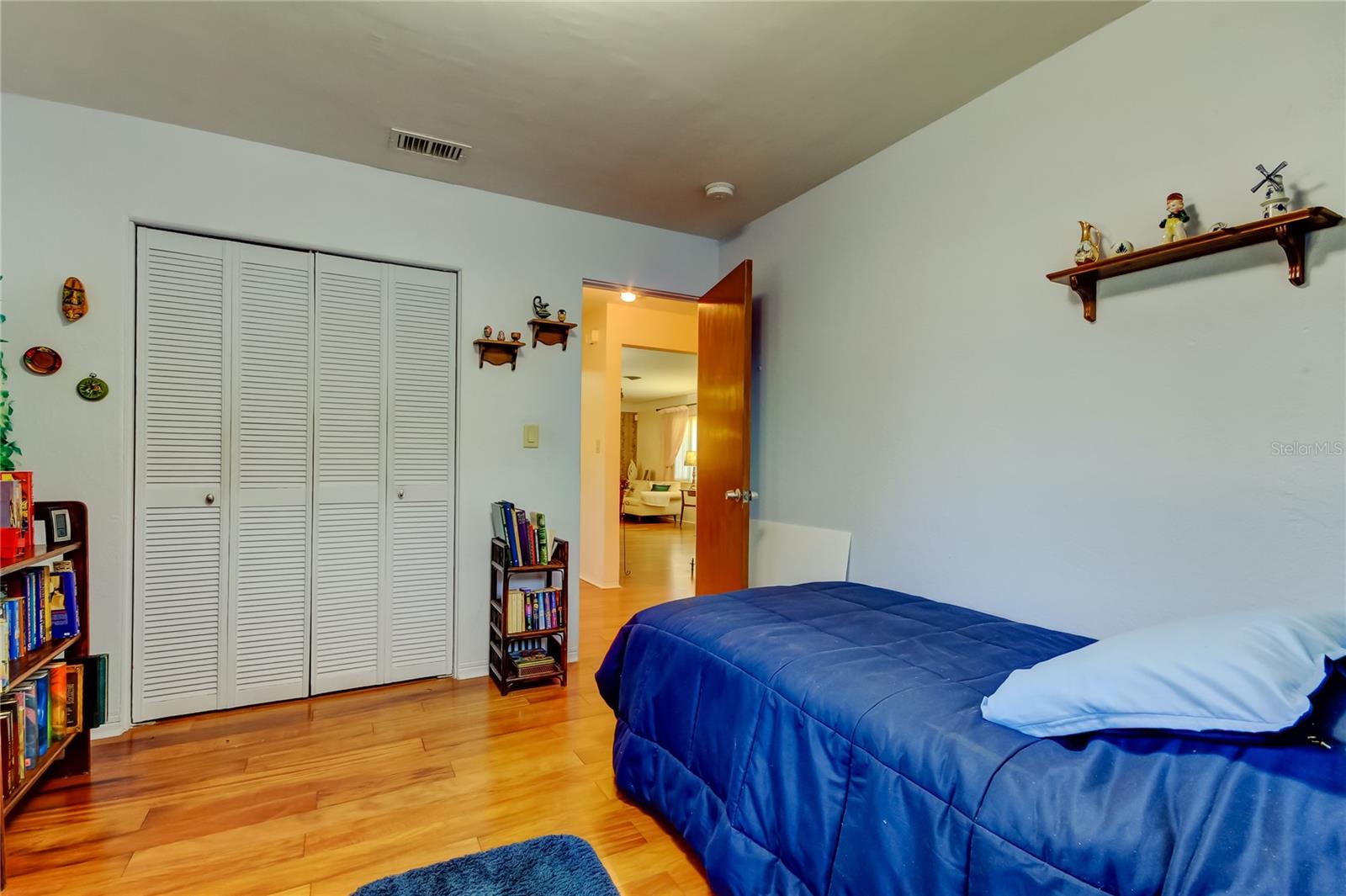 Image 23 of 41 For 2800 54th Street N