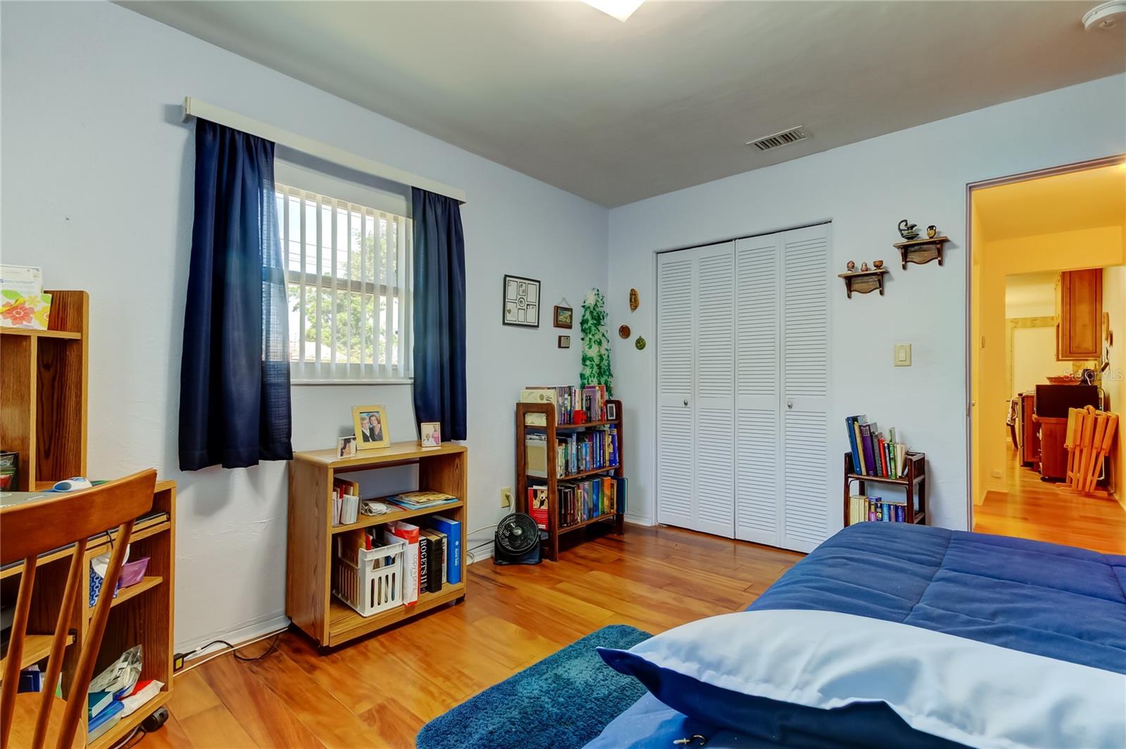 Image 26 of 41 For 2800 54th Street N