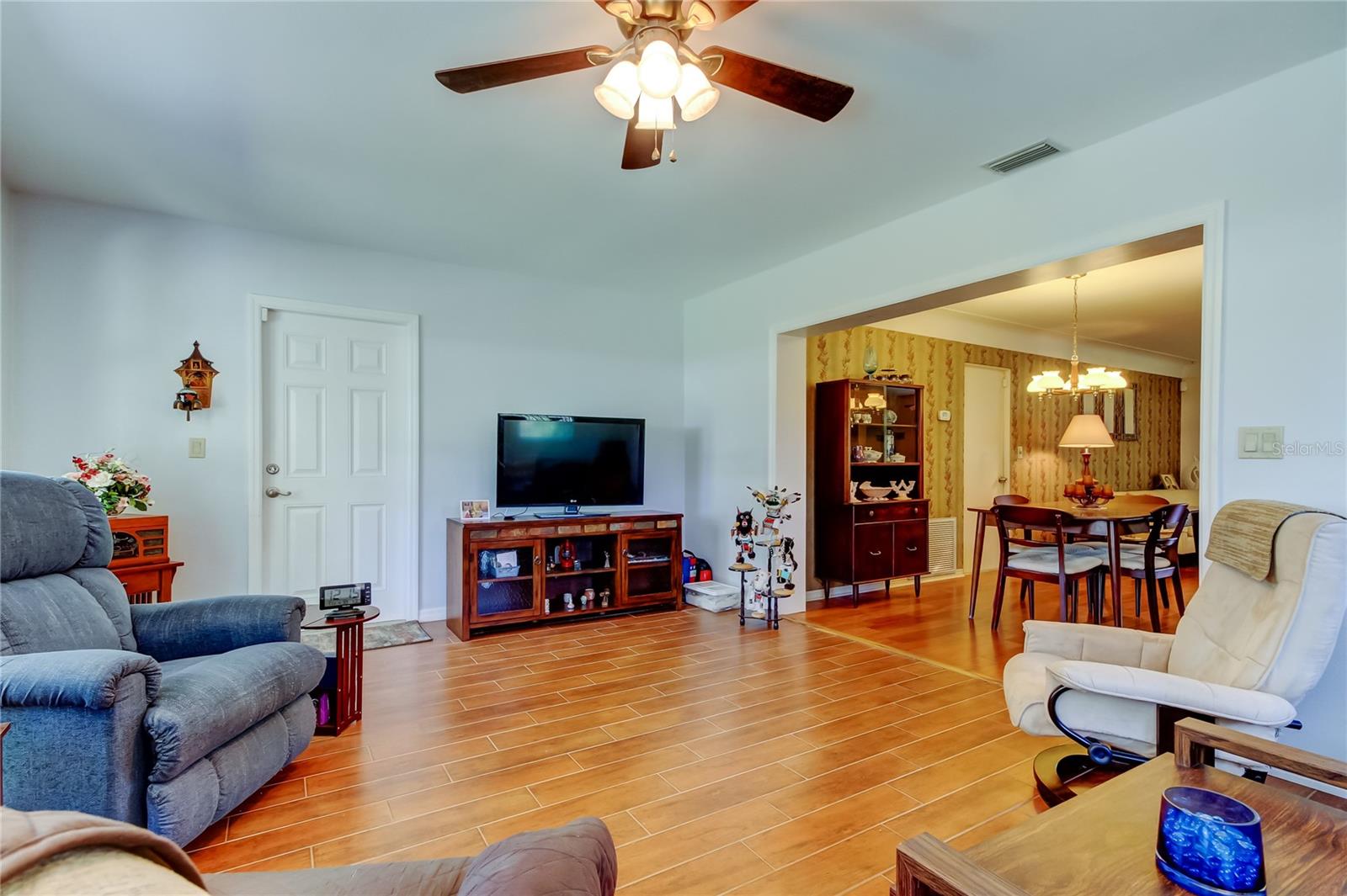 Image 27 of 41 For 2800 54th Street N