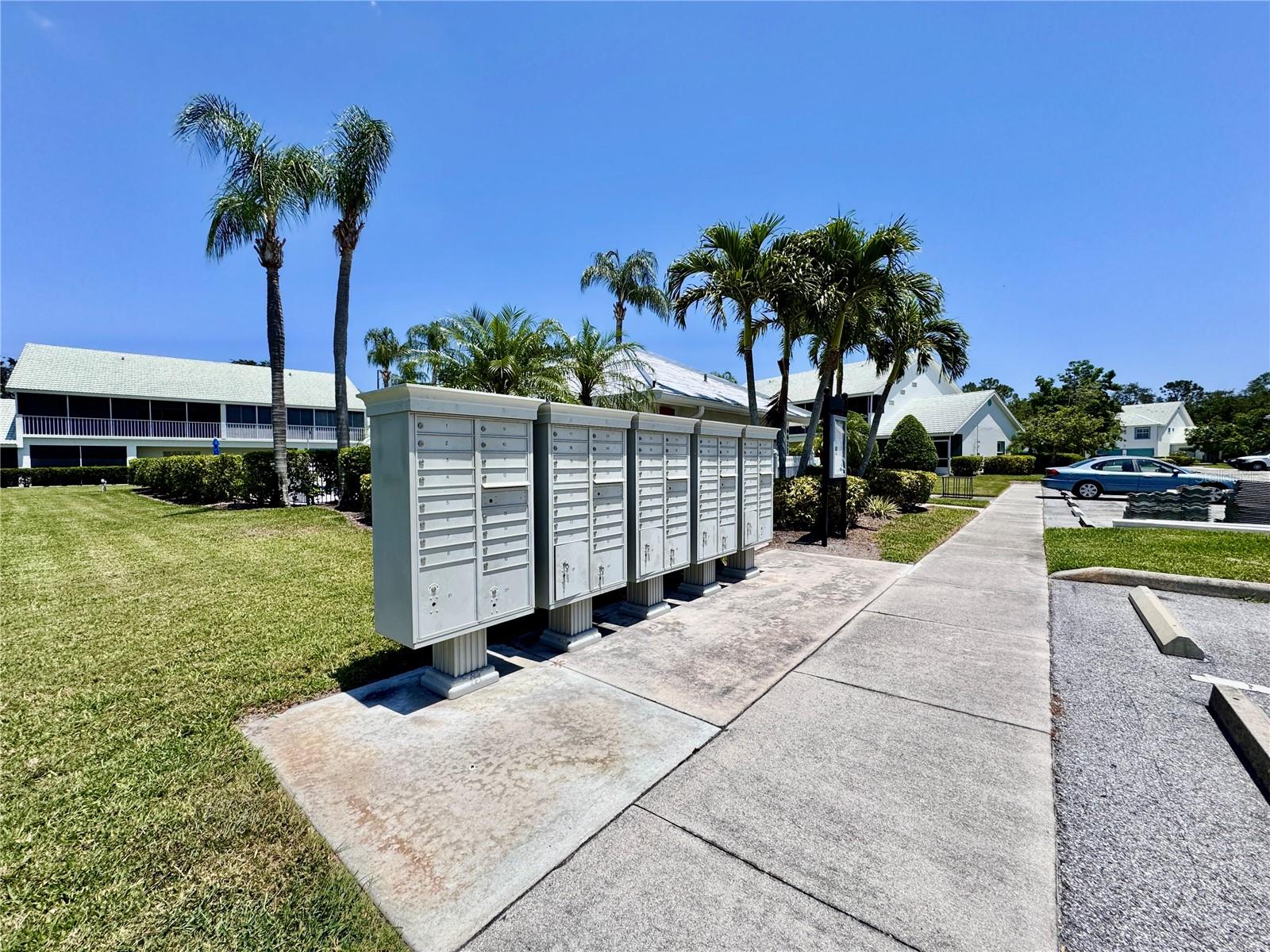 Image 35 of 42 For 6534 Fairway Gardens Drive 17-201