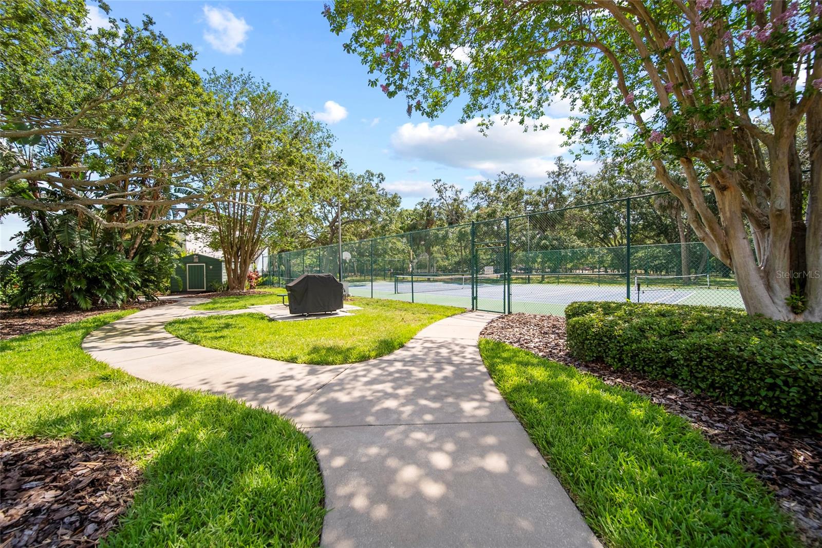 Image 35 of 39 For 2611 Bayshore Boulevard 504