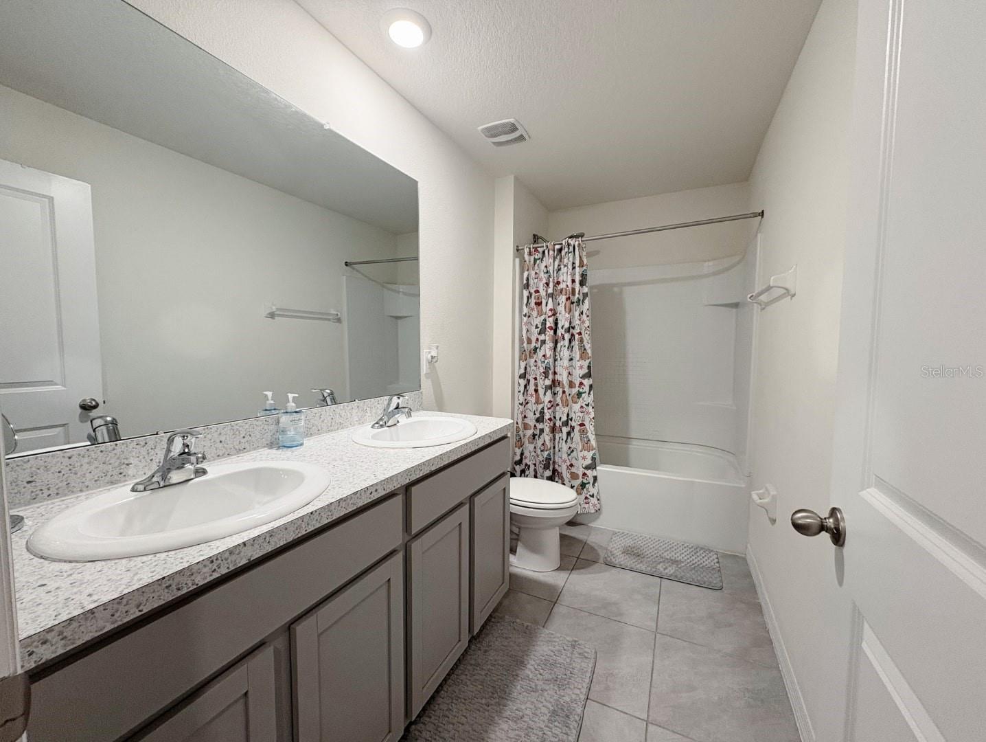 Image 20 of 24 For 7530 Broad Pointe Drive