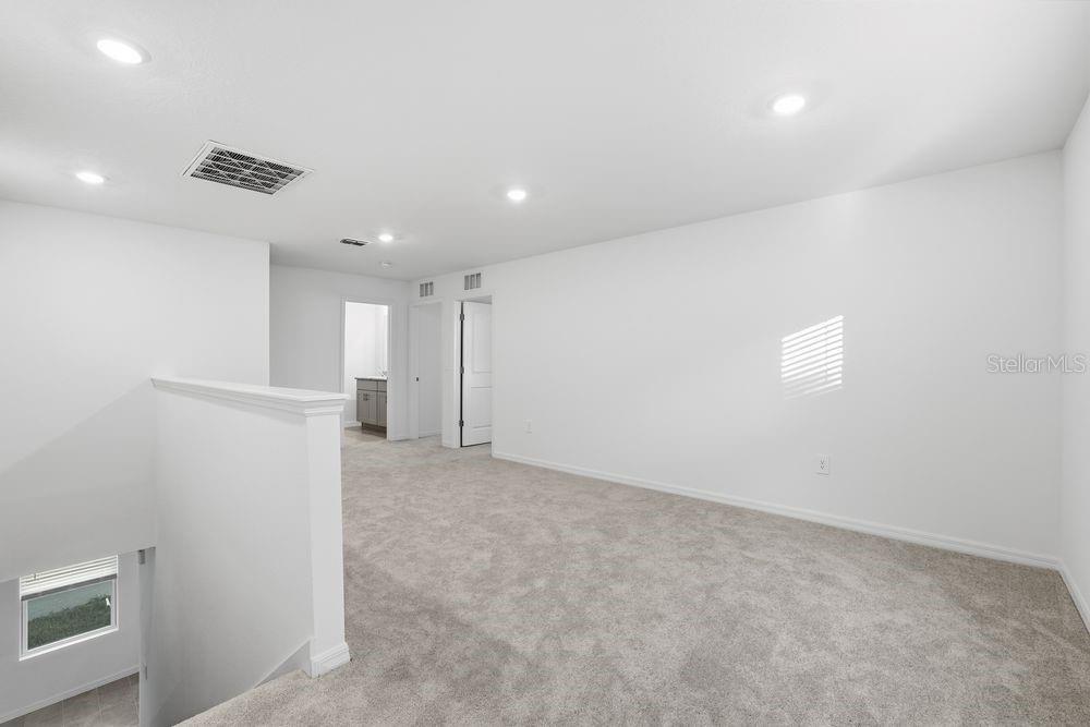 Image 32 of 50 For 13279 Tropical Breeze Way