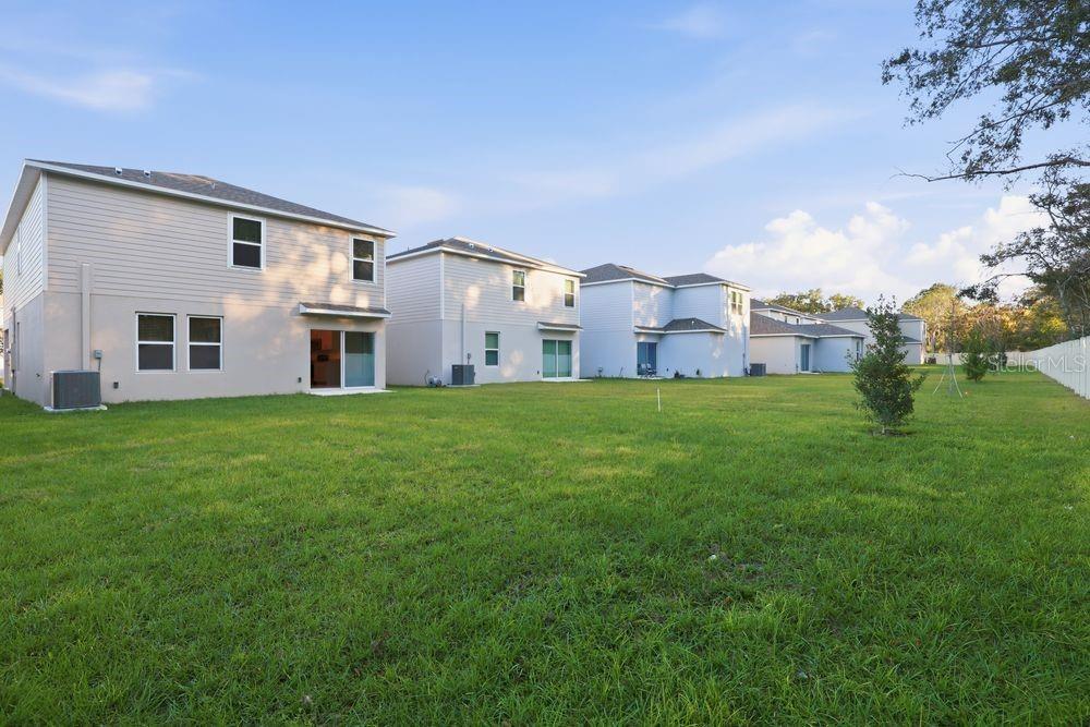 Image 35 of 50 For 13279 Tropical Breeze Way