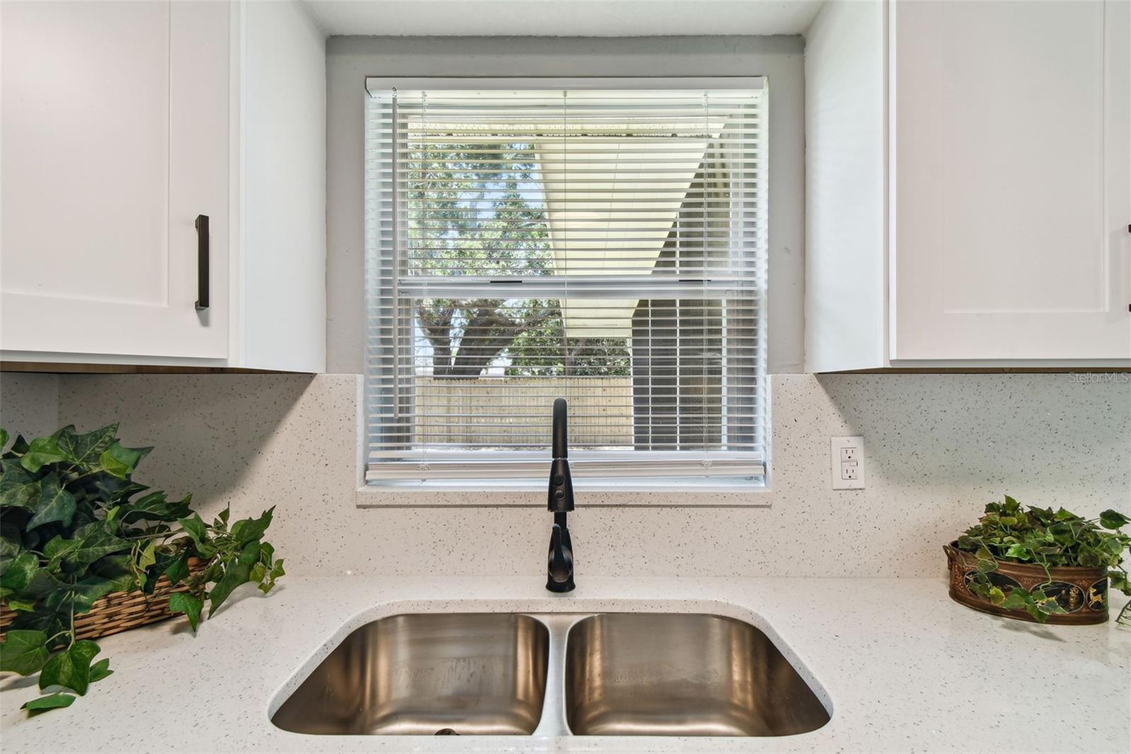 Image 11 of 47 For 4940 Rosedale Lane