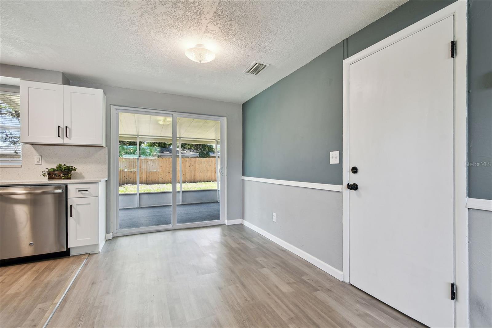 Image 12 of 47 For 4940 Rosedale Lane
