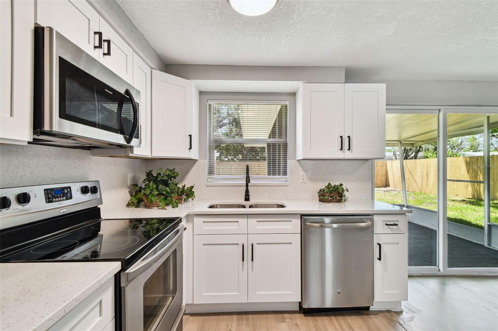Image 13 of 47 For 4940 Rosedale Lane