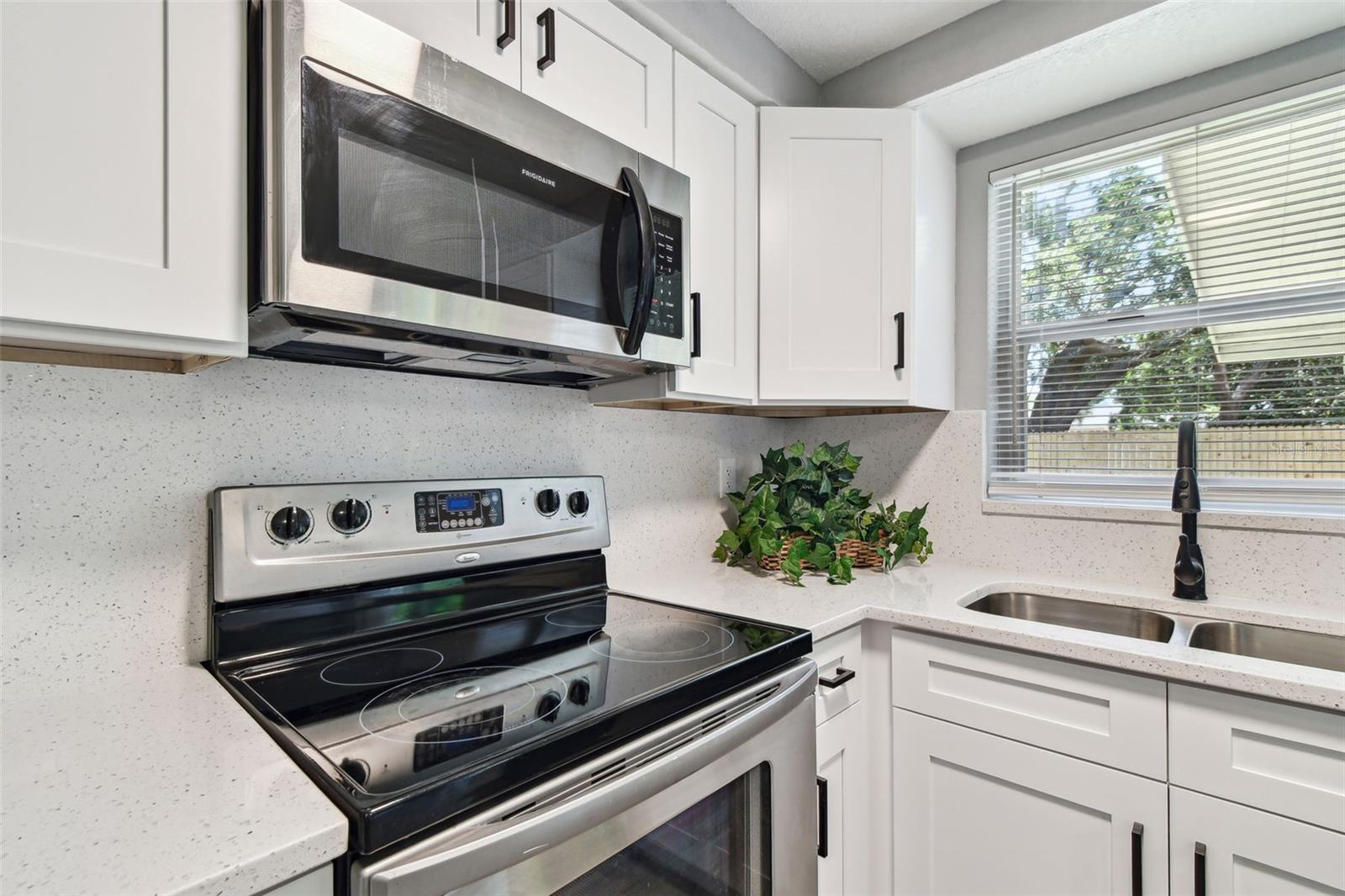 Image 15 of 47 For 4940 Rosedale Lane
