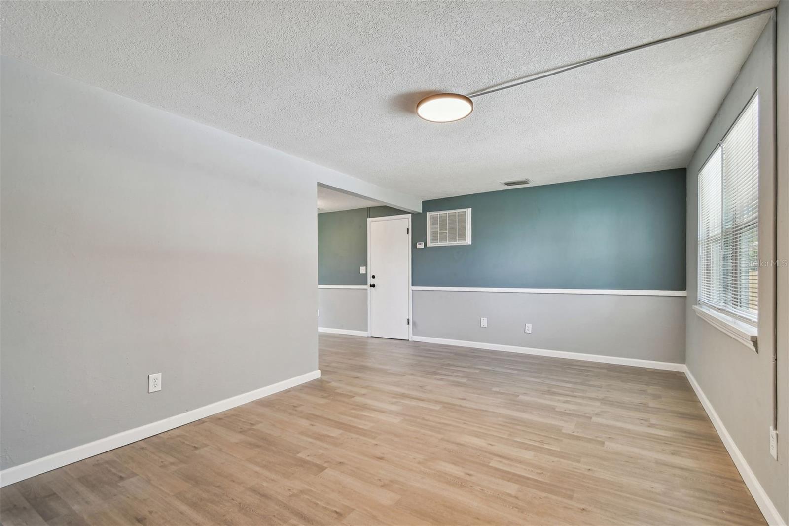 Image 8 of 47 For 4940 Rosedale Lane