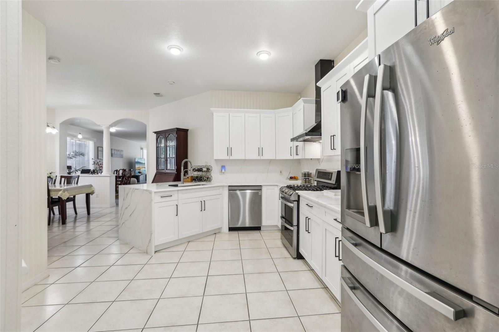 Image 17 of 54 For 19129 Lake Audubon Drive