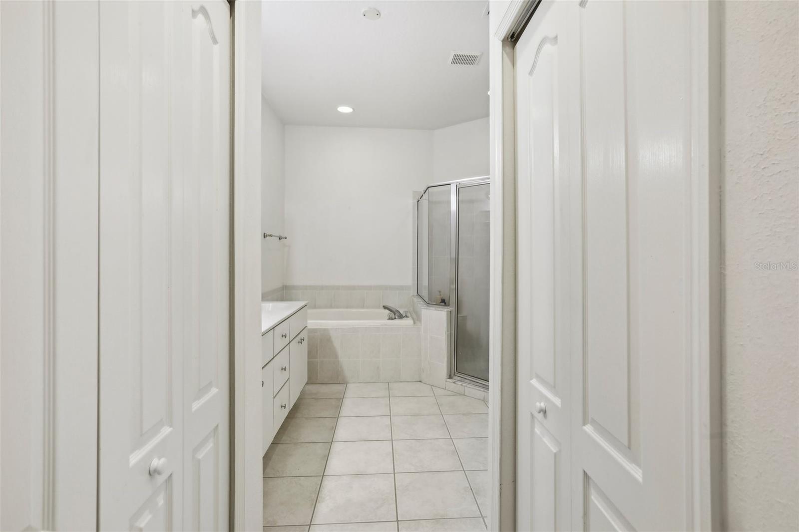 Image 20 of 54 For 19129 Lake Audubon Drive