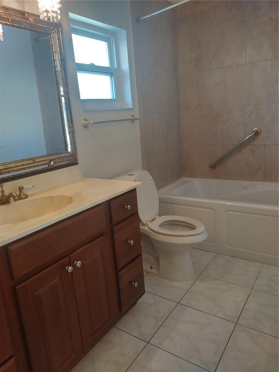 Image 11 of 26 For 1936 Spanish Oaks Drive S