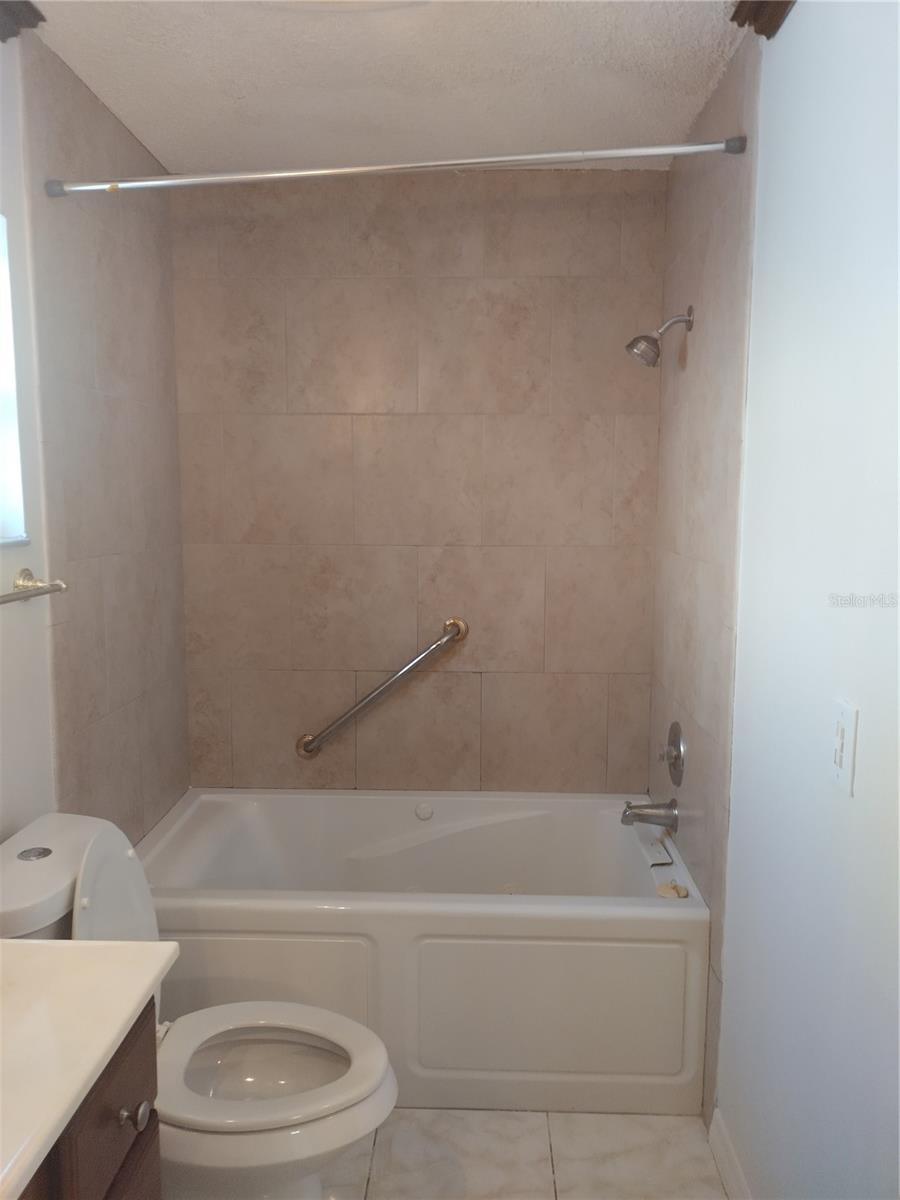 Image 14 of 26 For 1936 Spanish Oaks Drive S
