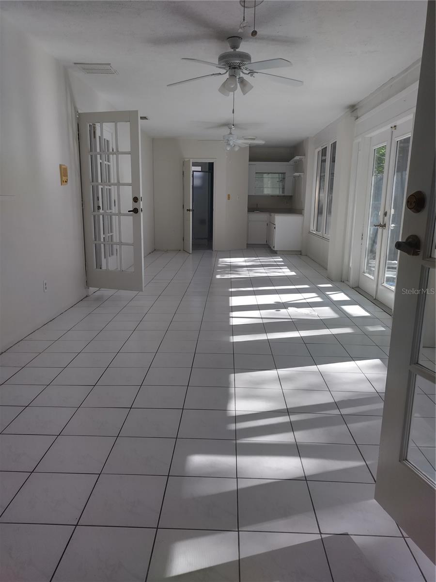 Image 9 of 26 For 1936 Spanish Oaks Drive S
