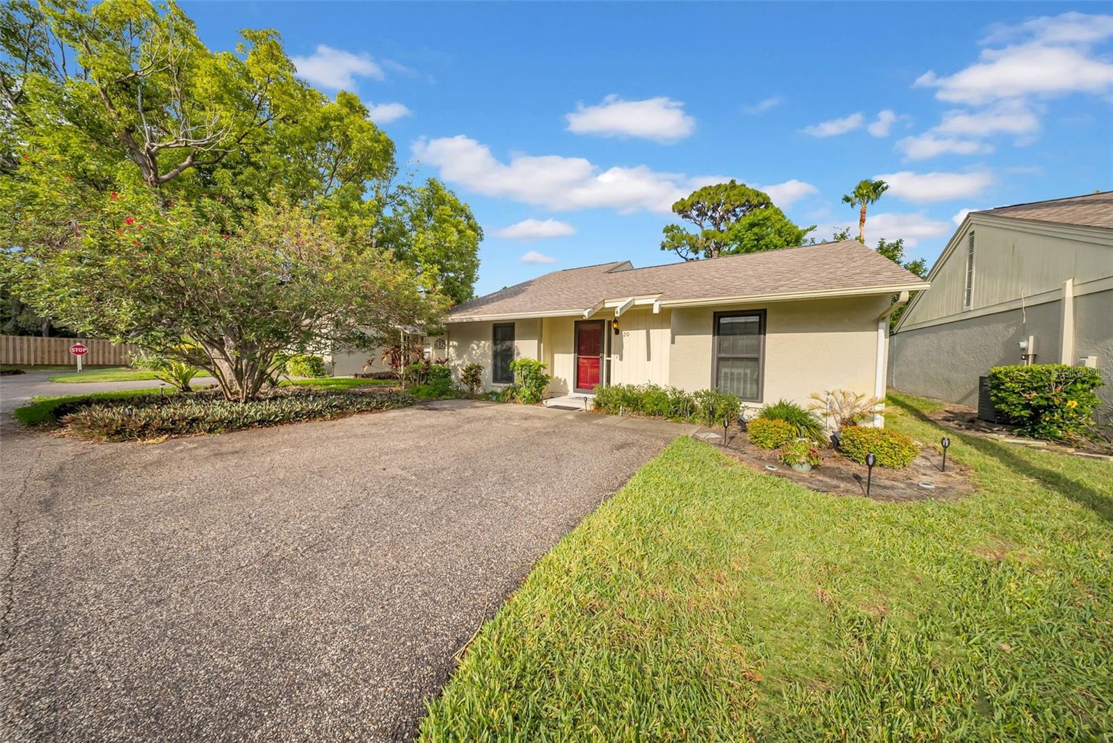 Details for 20 Windrush Bay Drive 20, TARPON SPRINGS, FL 34689