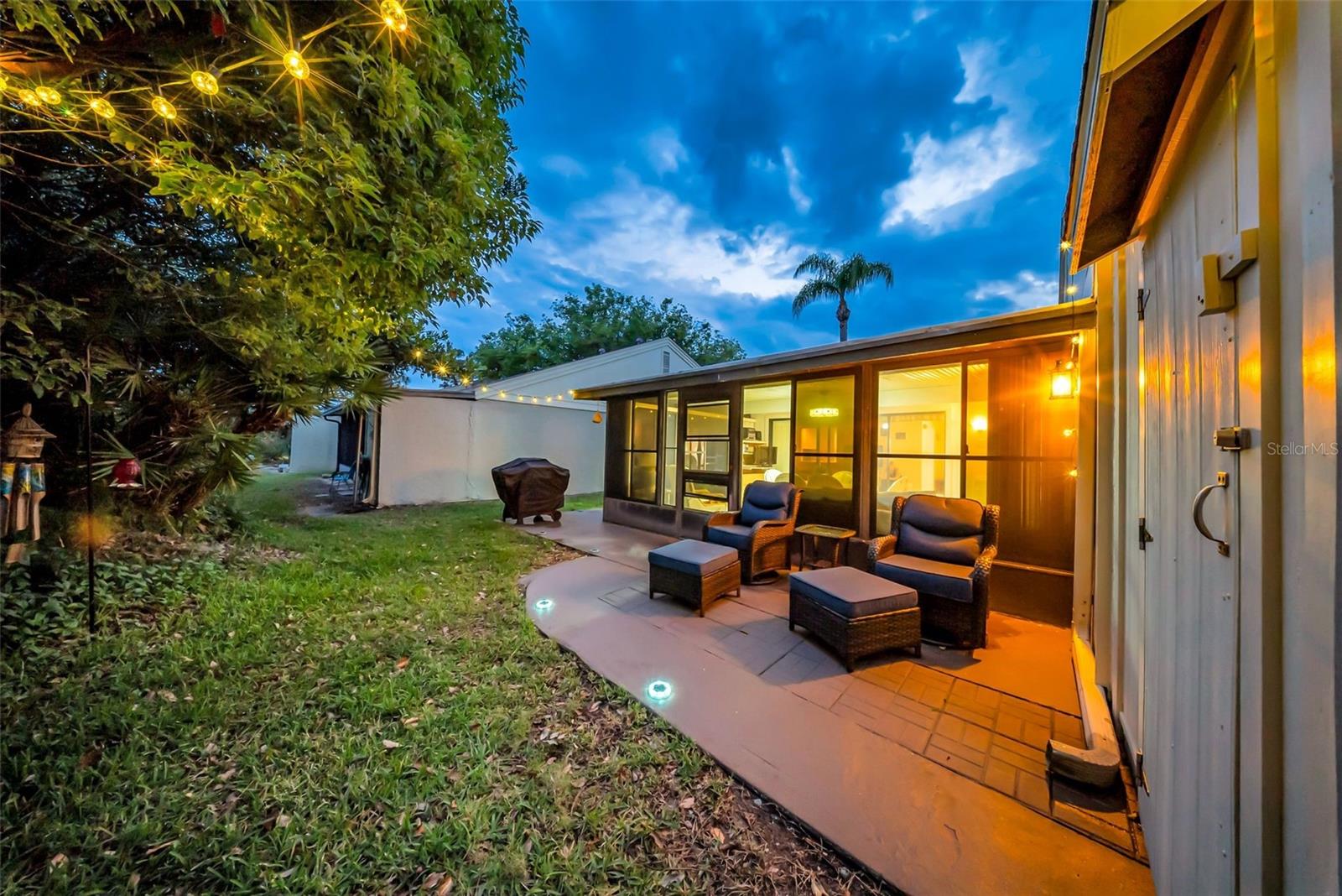 Image 2 of 46 For 20 Windrush Bay Drive 20