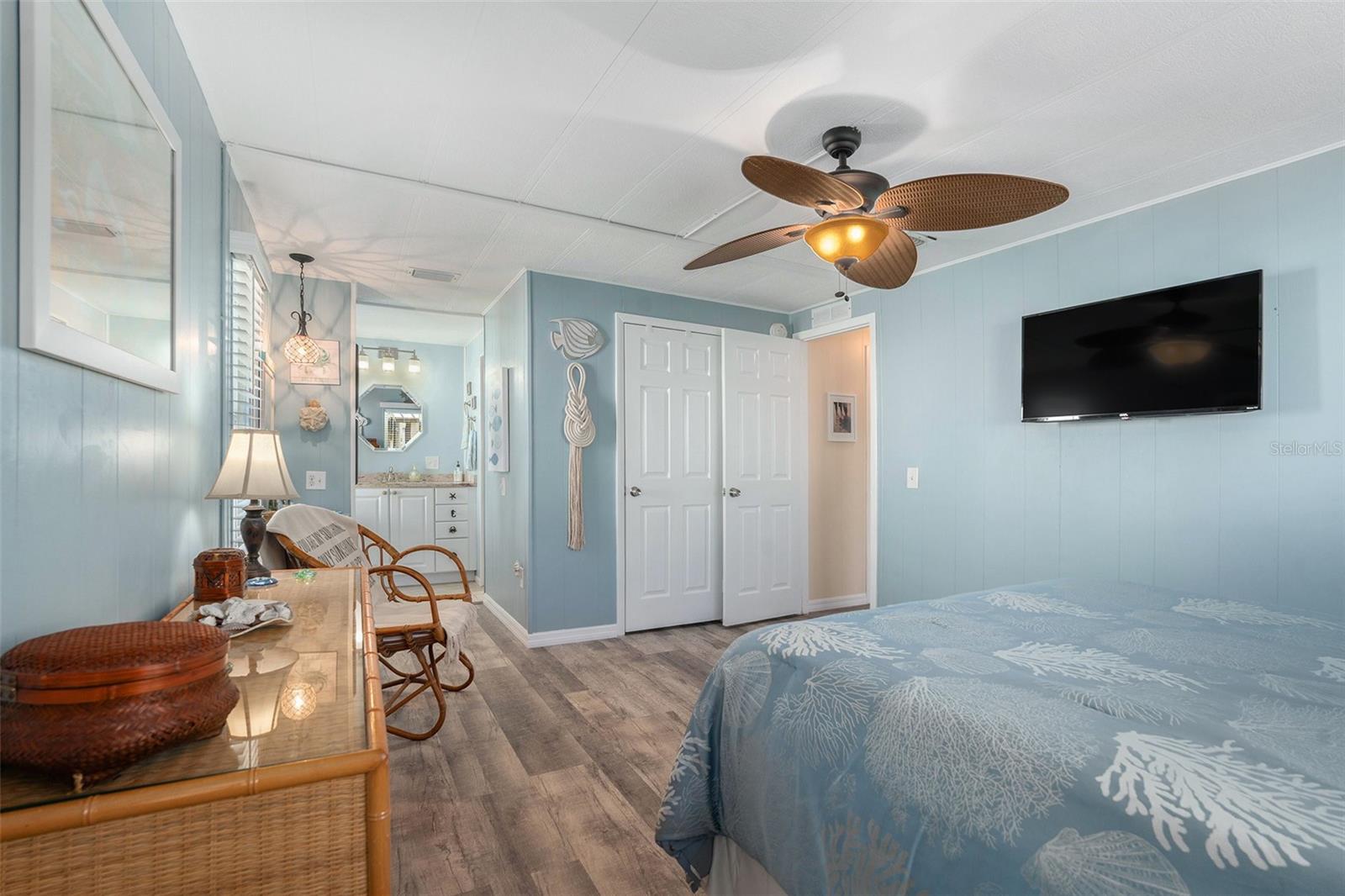 Image 21 of 33 For 2133 Oahu Drive 140