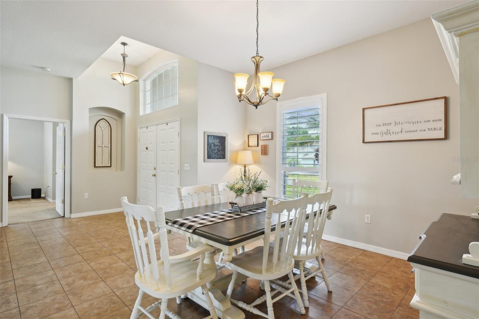 Image 12 of 88 For 4511 Swift Circle