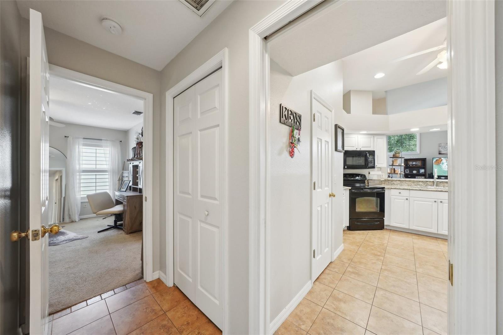 Image 28 of 88 For 4511 Swift Circle