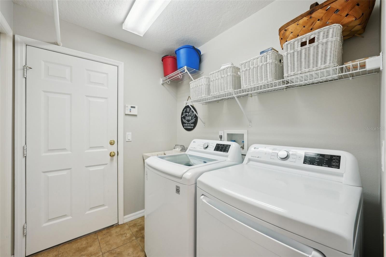 Image 51 of 88 For 4511 Swift Circle