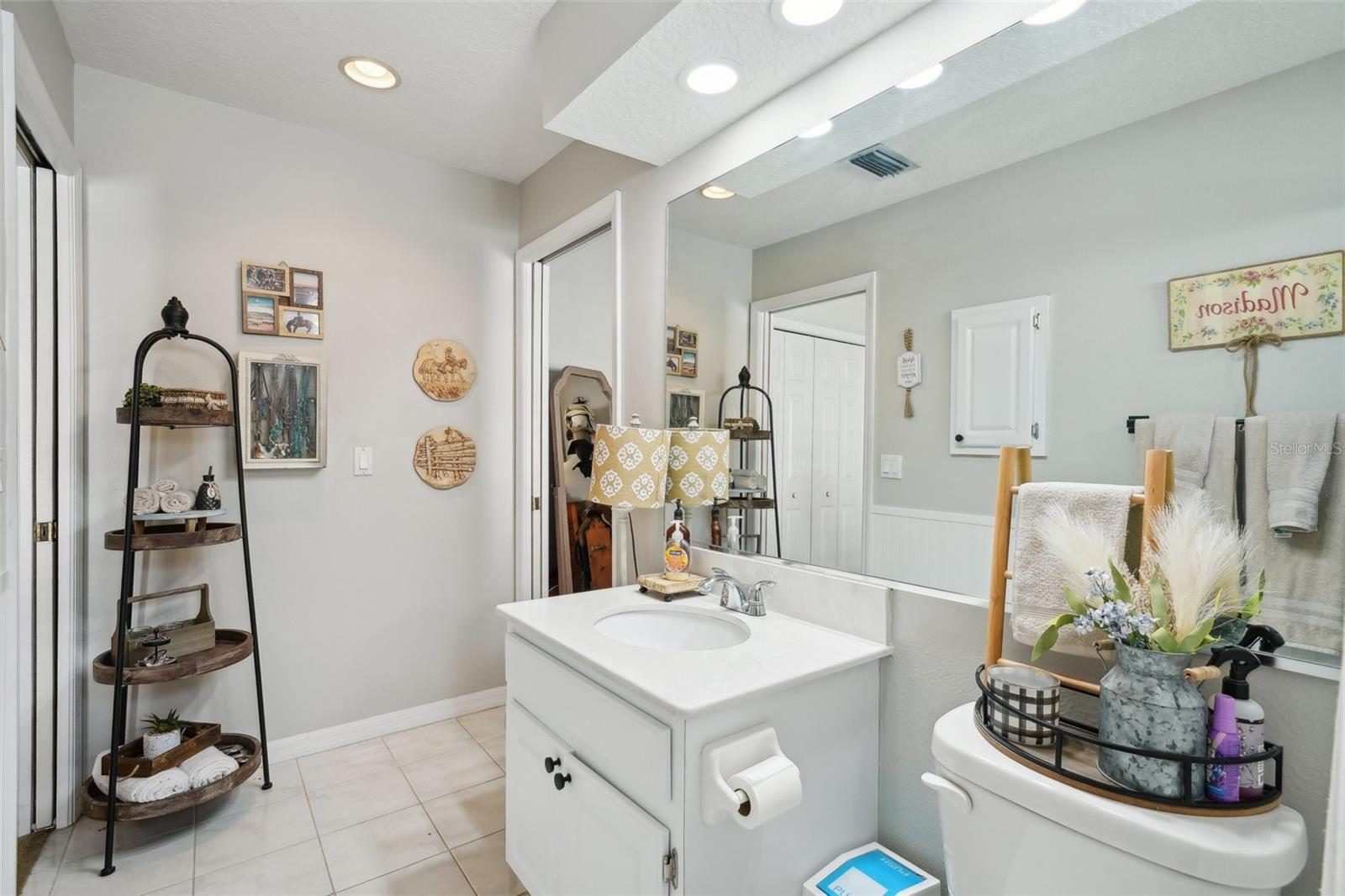Image 62 of 88 For 4511 Swift Circle