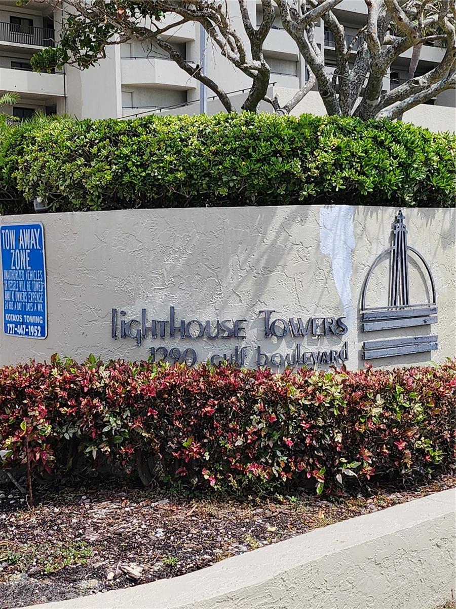 Image 3 of 30 For 1290 Gulf Boulevard 1701