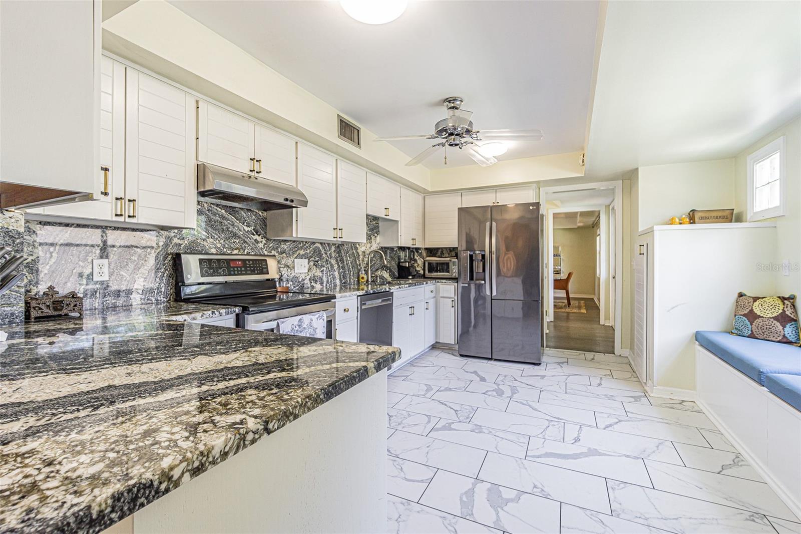 Image 16 of 44 For 2114 Venus Street