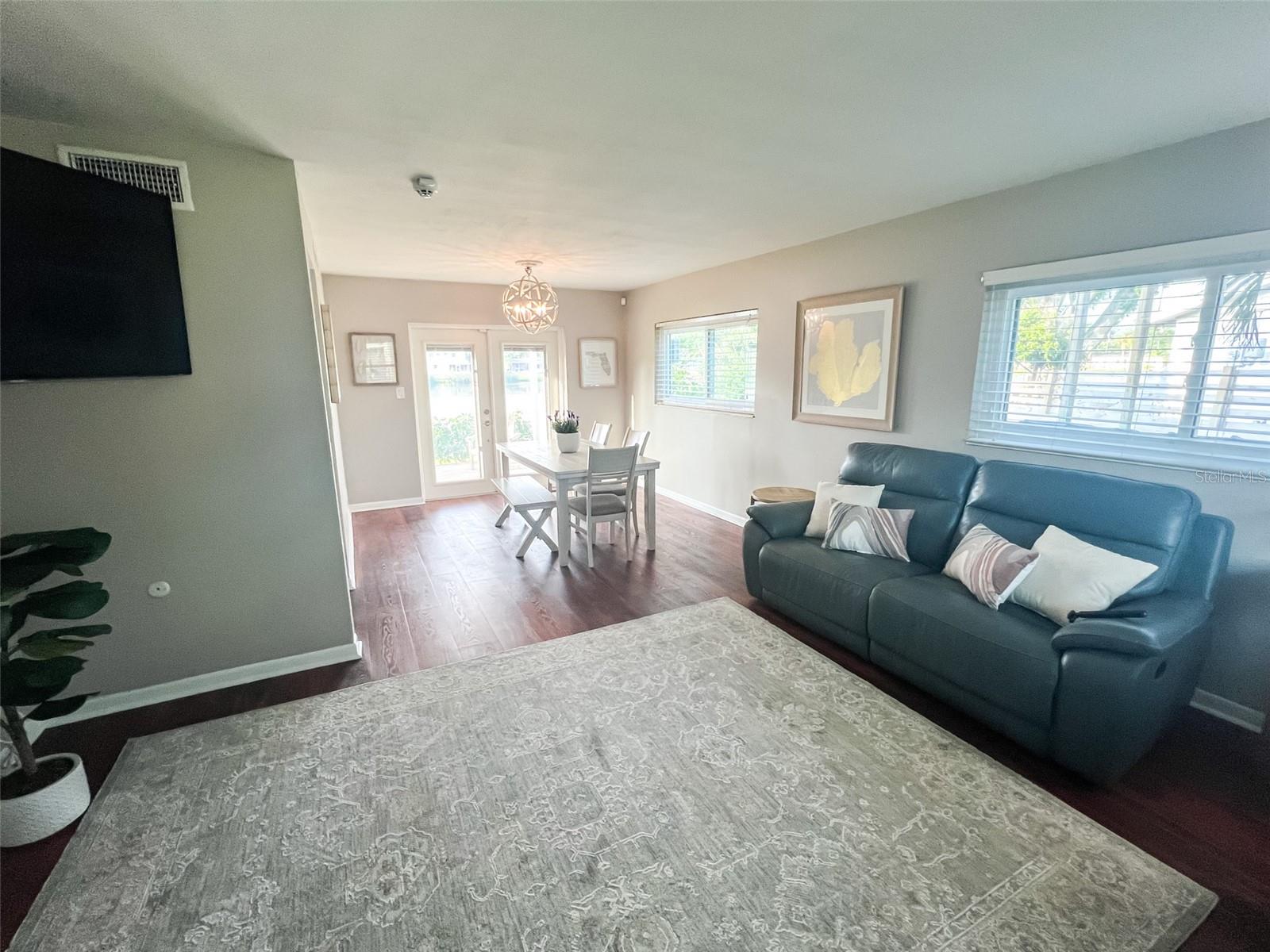Image 8 of 38 For 1501 84th Avenue N