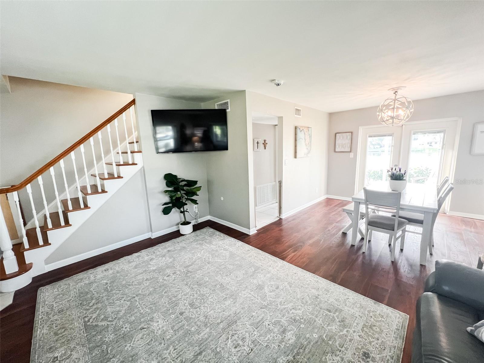 Image 9 of 38 For 1501 84th Avenue N