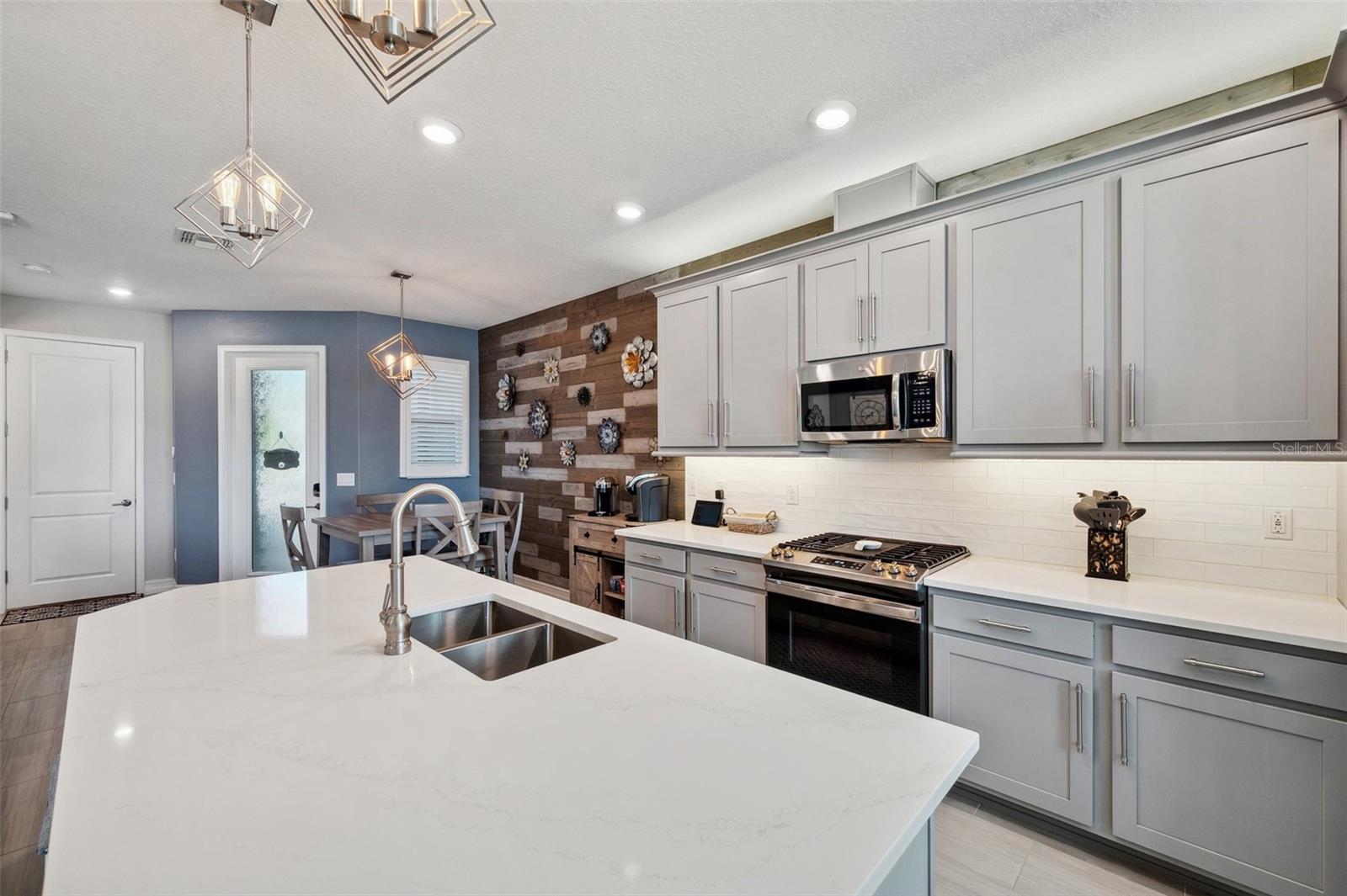 Image 15 of 90 For 4828 San Martino Drive