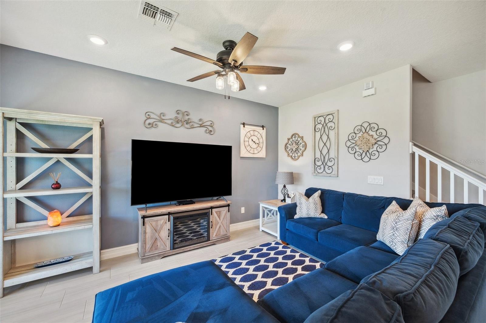 Image 18 of 90 For 4828 San Martino Drive