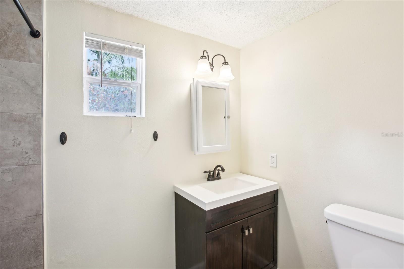 Image 15 of 34 For 2604 Oakdale Street