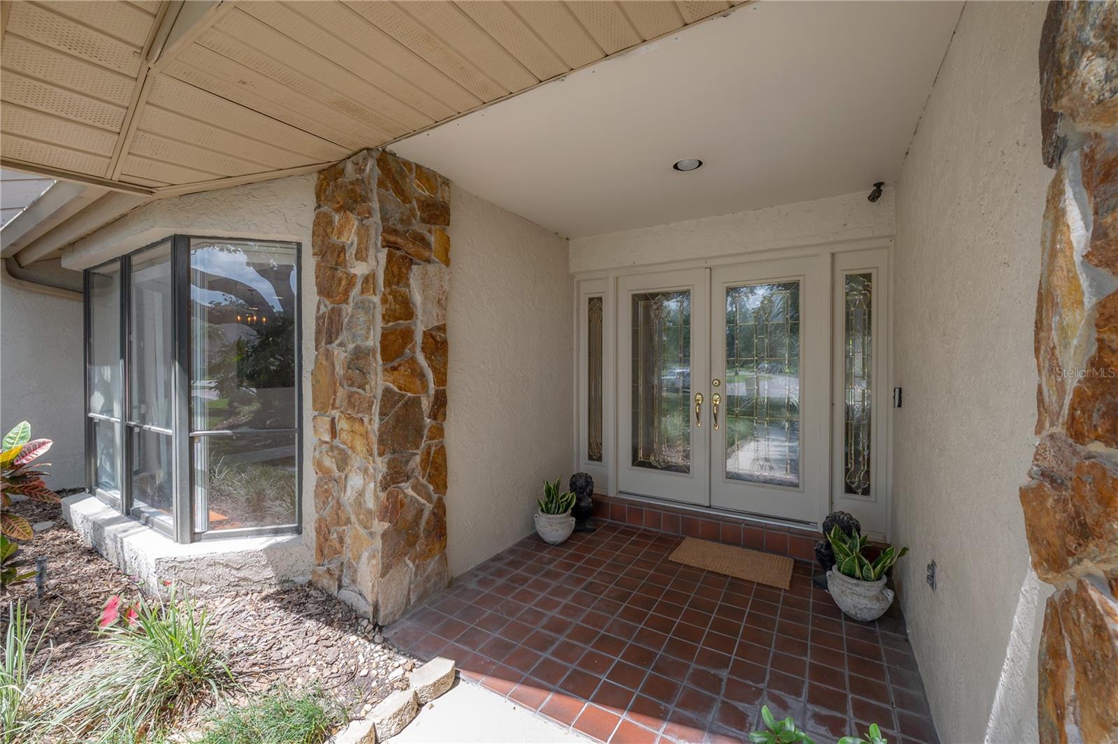 Listing photo id 0 for 13906 Captains Reef Court