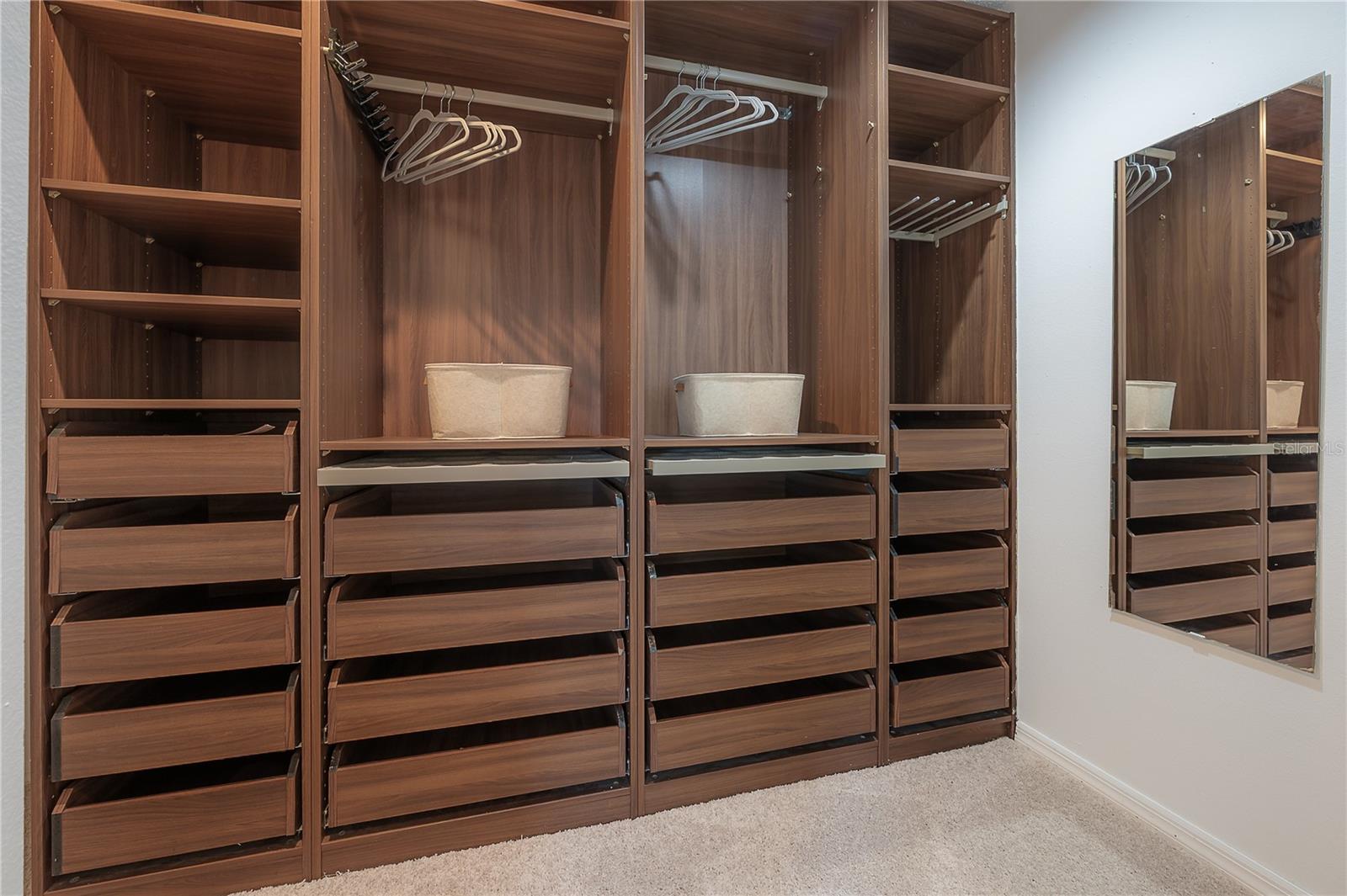 Listing photo id 26 for 13906 Captains Reef Court