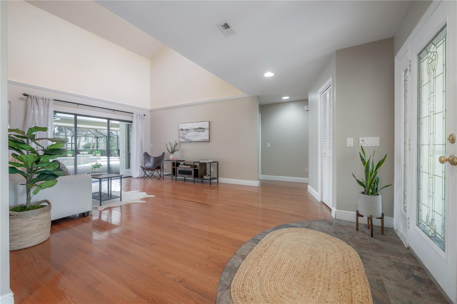 Listing photo id 1 for 13906 Captains Reef Court