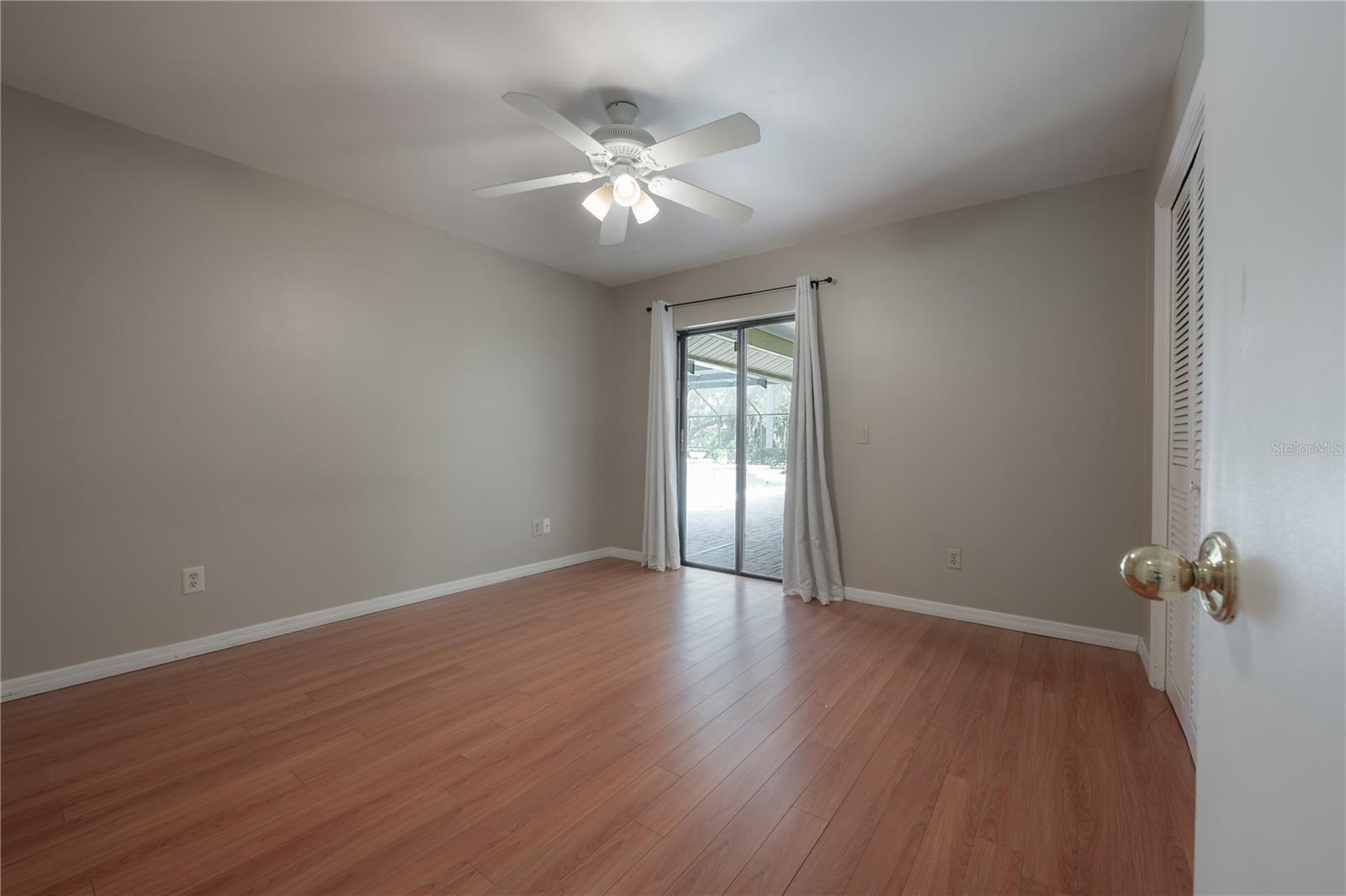 Listing photo id 38 for 13906 Captains Reef Court