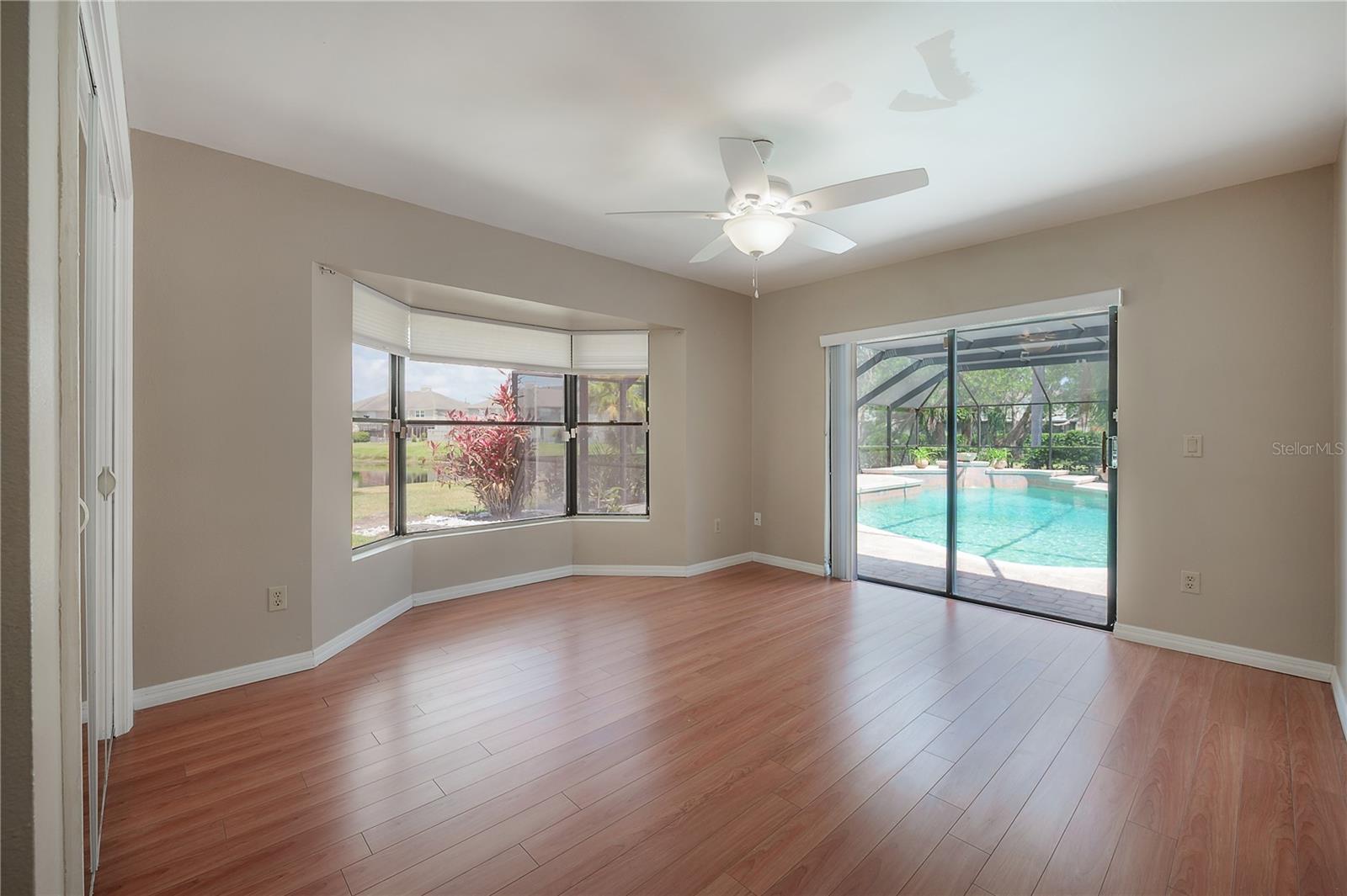 Listing photo id 42 for 13906 Captains Reef Court