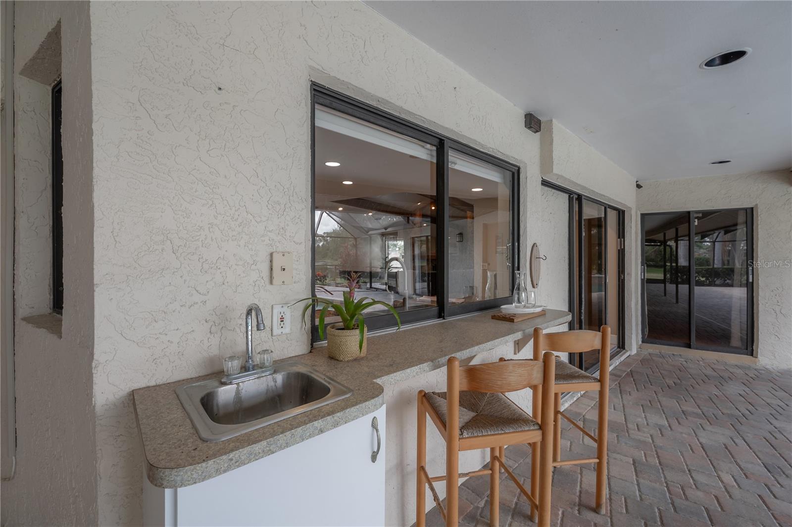 Listing photo id 48 for 13906 Captains Reef Court