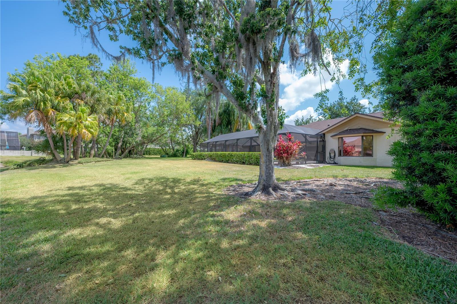Listing photo id 58 for 13906 Captains Reef Court