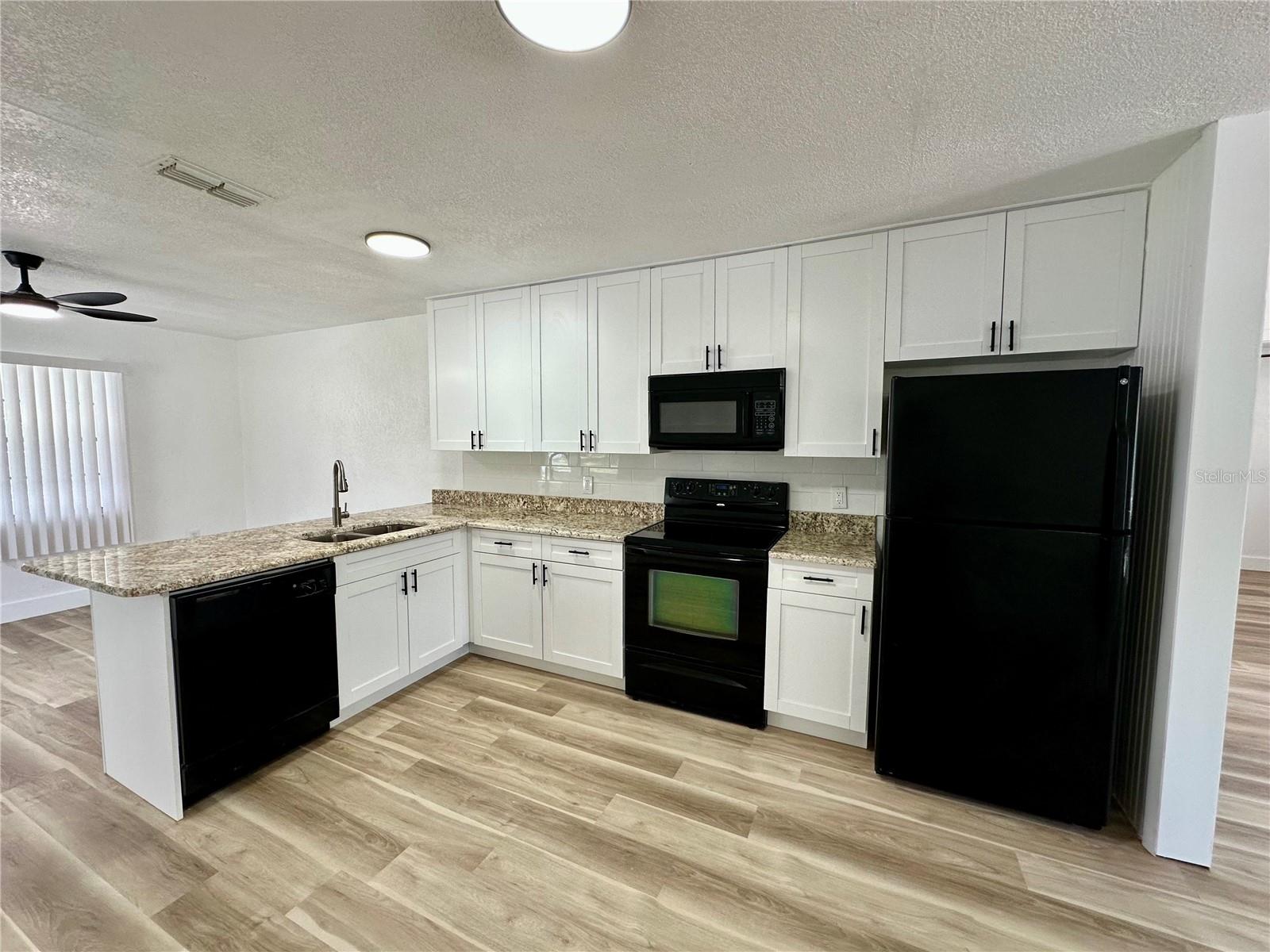 Image 4 of 12 For 9230 Wood Drive