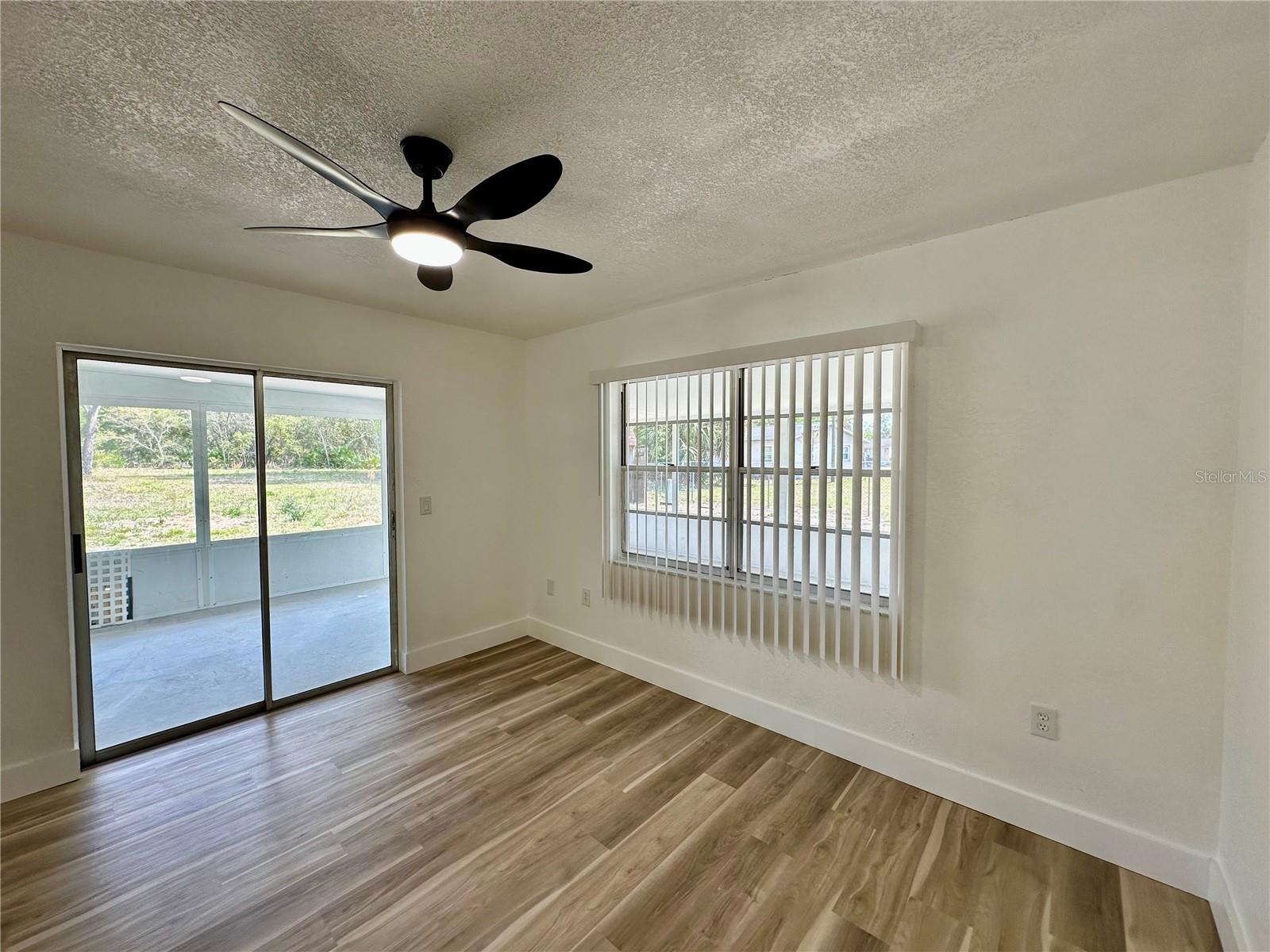 Image 9 of 12 For 9230 Wood Drive
