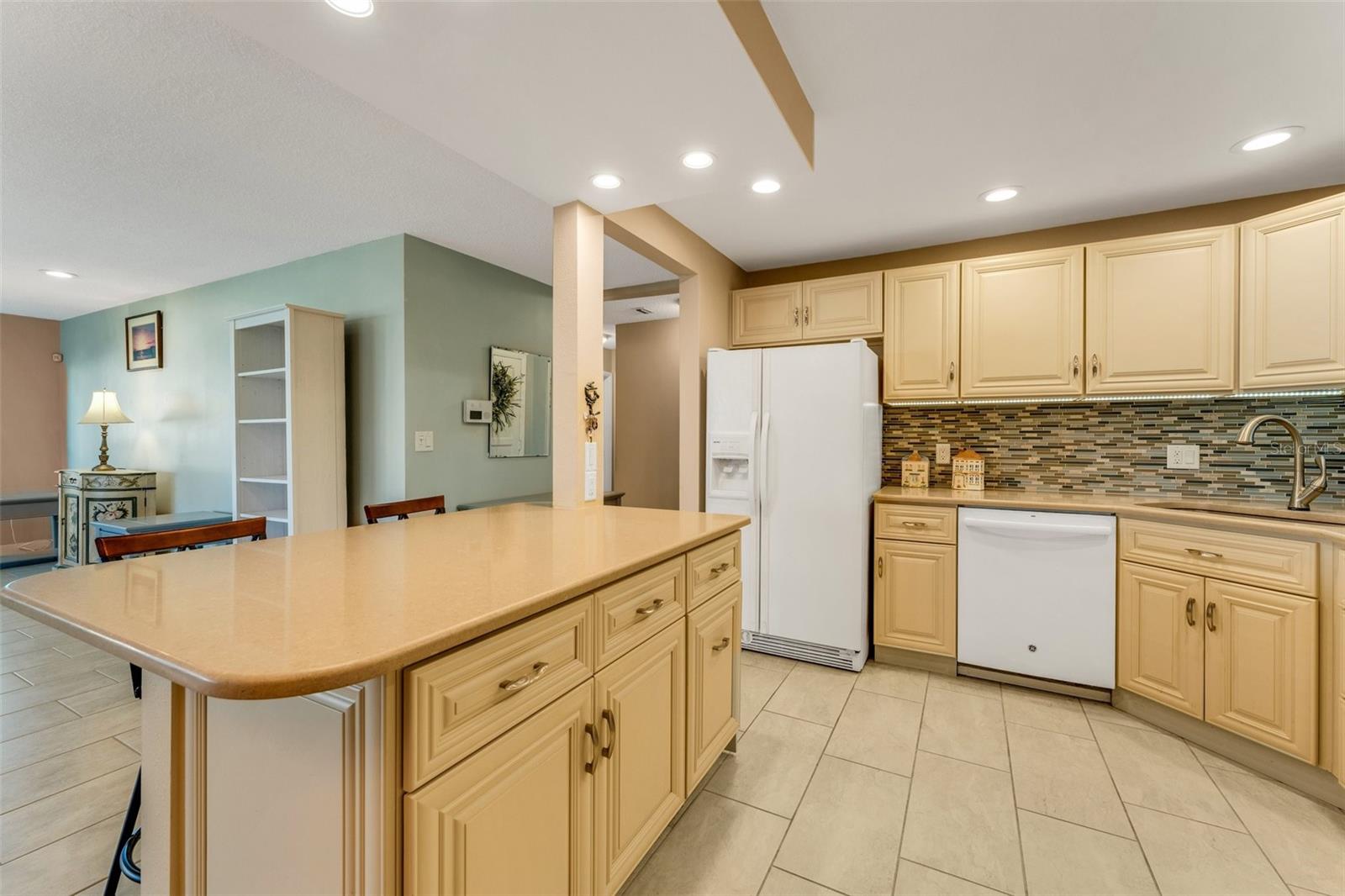 Image 11 of 41 For 120 Cedarwood Circle 120