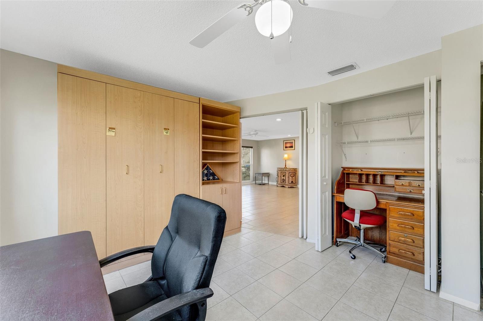 Image 20 of 41 For 120 Cedarwood Circle 120