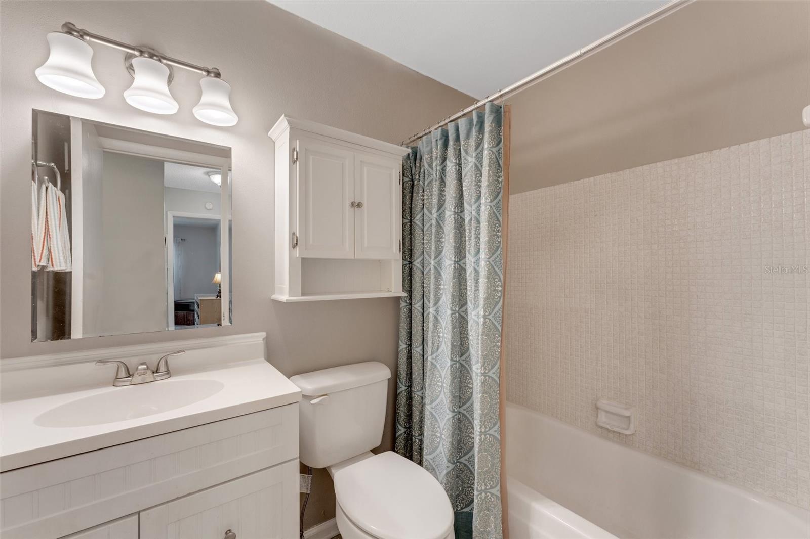Image 23 of 41 For 120 Cedarwood Circle 120