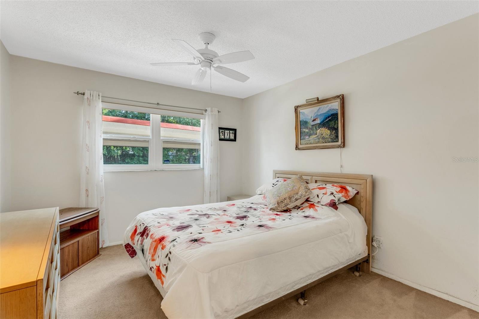Image 25 of 41 For 120 Cedarwood Circle 120