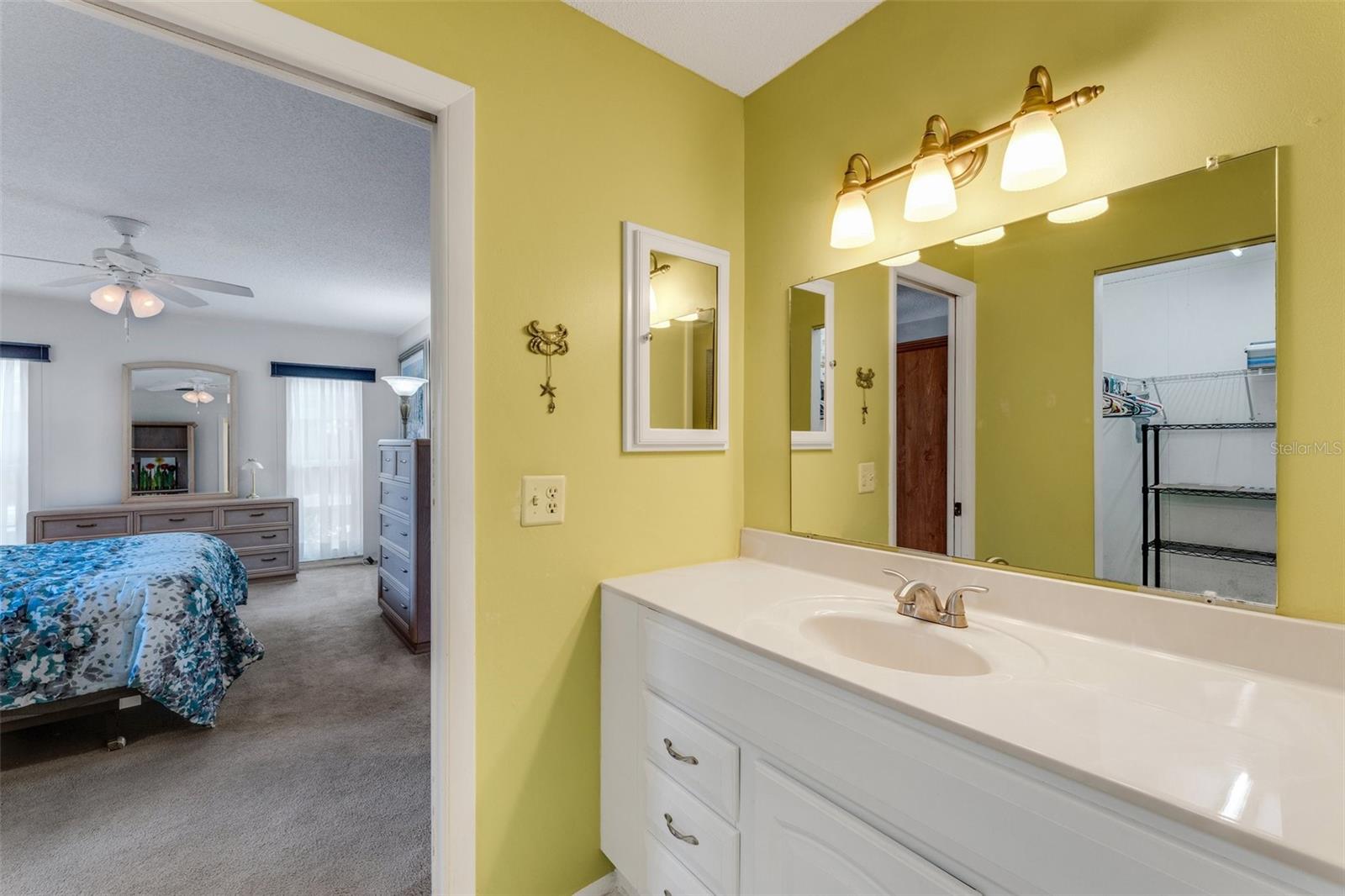 Image 31 of 41 For 120 Cedarwood Circle 120