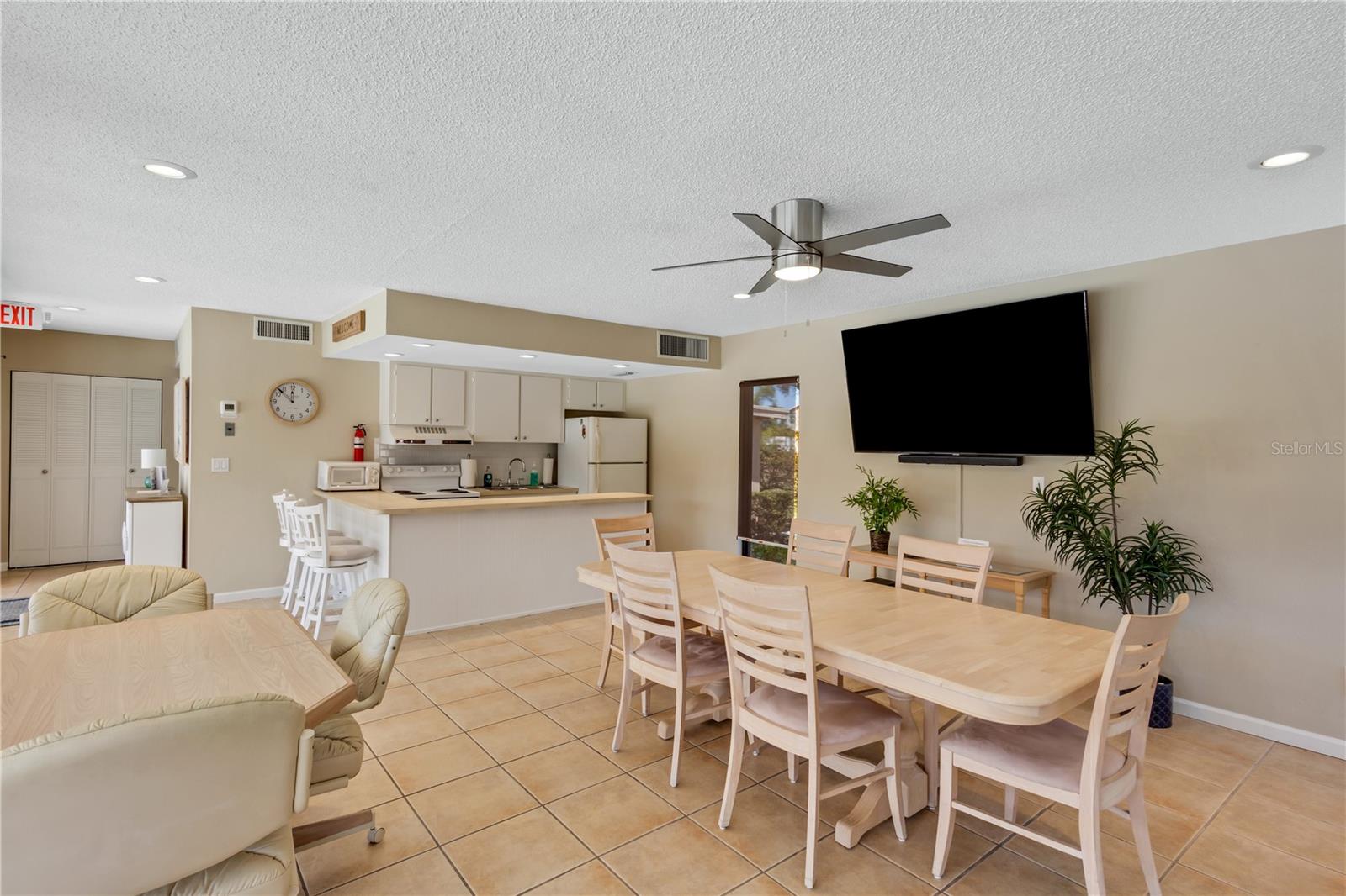 Image 38 of 41 For 120 Cedarwood Circle 120